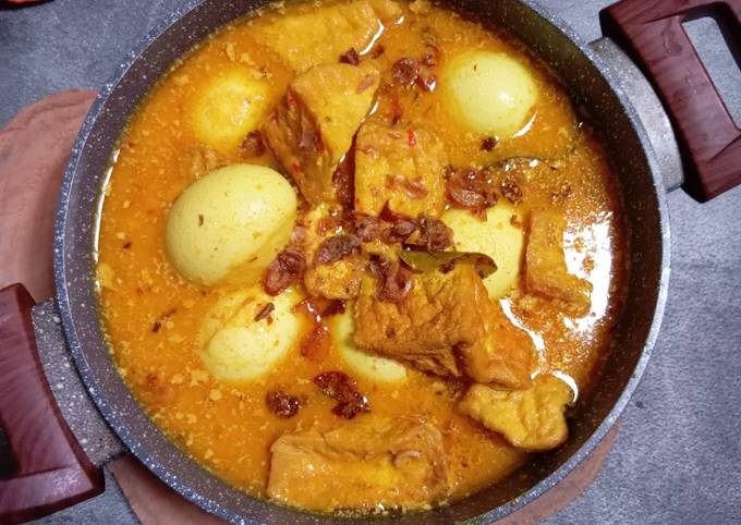 Resep Tahu Telur Kuah Kuning Oleh Arshiya Kitchen Cookpad