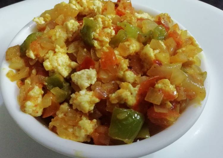 How to Make Speedy Paneer Capsicum Bhurji