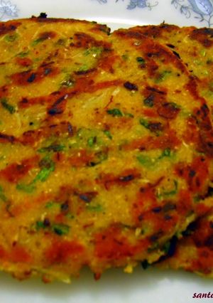 A picture of Maize flour raddish pratha.