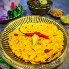A picture of Makke Ki Roti.
