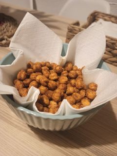 Una foto de Kikos de garbanzo 🧂(horno)