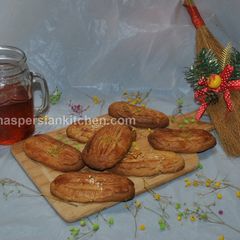 Paderazi پادرازی A picture of Paderazi پادرازی.
