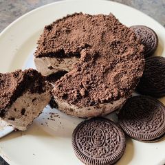 A picture of Oreo IceCream Cake.