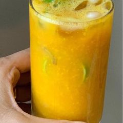 A picture of Mango 🥭 Iced Tea ☕️.
