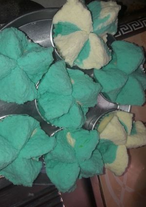 Foto resep Bolu kukus adem sari😊😊