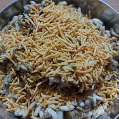 A picture of Bhel puri.