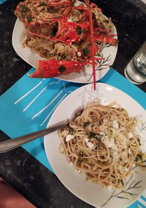 Una foto de Pasta con langosta en salsa blanca