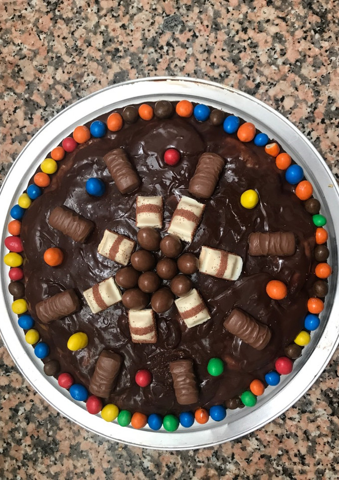Una foto de Tarta chocolatinas😊