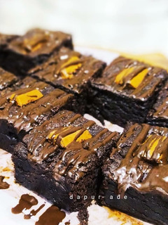 Foto resep Fudgy Brownies Glowing [tanpa mixer]