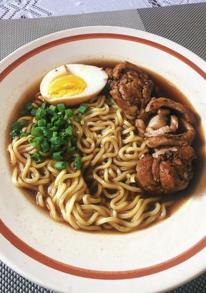 Una foto de Sopa Ramen con ajinomen