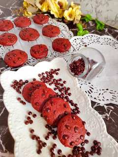 Foto resep Red Velvet Chewy Cookies