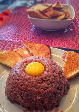 Una foto de Steak tártara