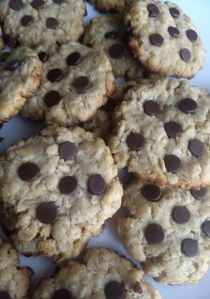 Una foto de Galletas de avena y chips de Choco