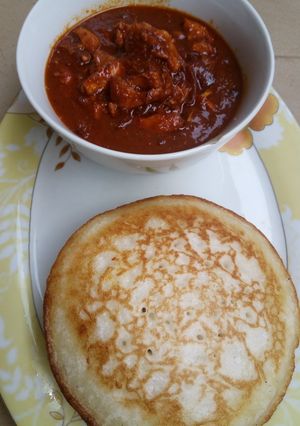 A picture of Sinasir with shredded beef stew.