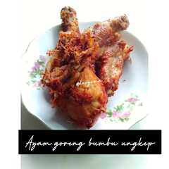 รูปของ Ayam goreng bumbu ungkep