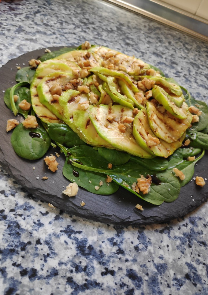 Una foto de Ensalada templada