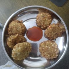 A picture of Sabudana Vada.