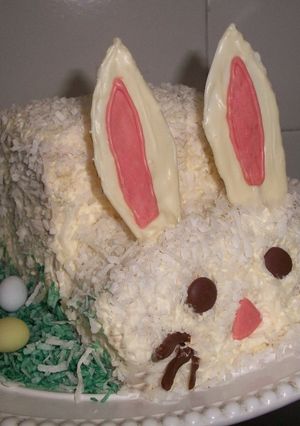 Una foto de Tarta en forma de conejo