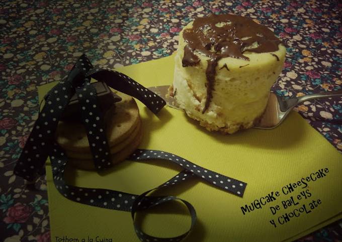 Mug cake cheesecake de baileys y chocolate Receta de Tothom a la cuina-  Cookpad