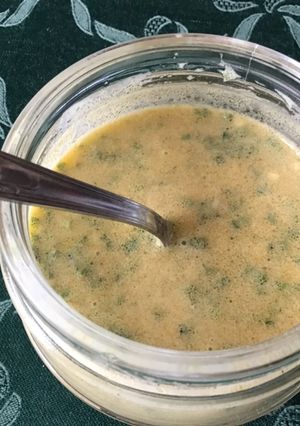 Une photo de Sauce aux herbes citron et cidre