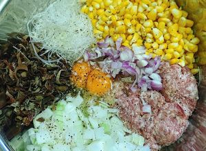 Hình của món Chả ram bắp (chả giò bắp).