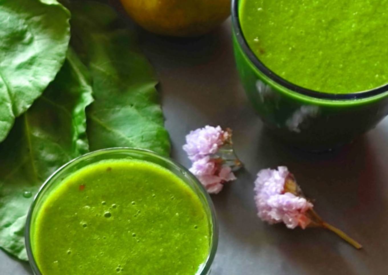 Green (spinach) smoothie