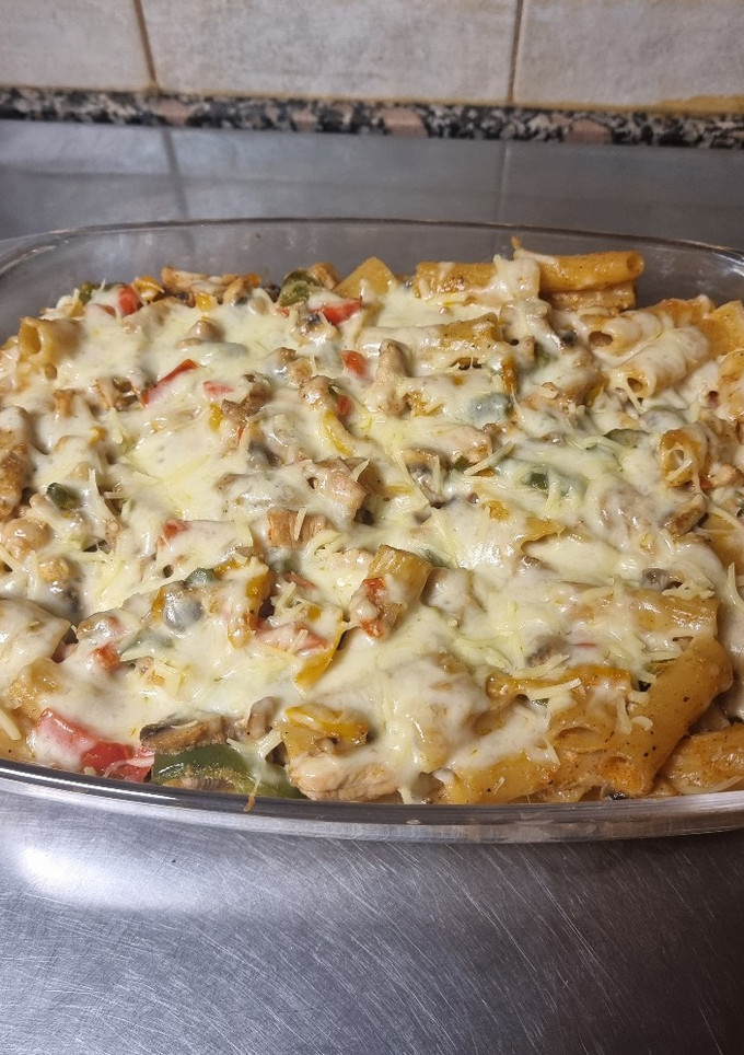 Una foto de Pasta horneada con fajita