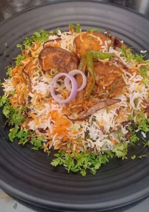 A picture of Dum Aloo Biryani.