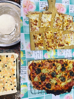 Una foto de Pizza casera blanca y tradicional