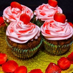 Strawberry frosting for cake A picture of Strawberry frosting for cake.