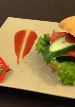 A picture of Beef Burger.