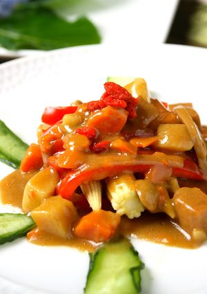 四色時蔬咖哩 的食譜成品照片