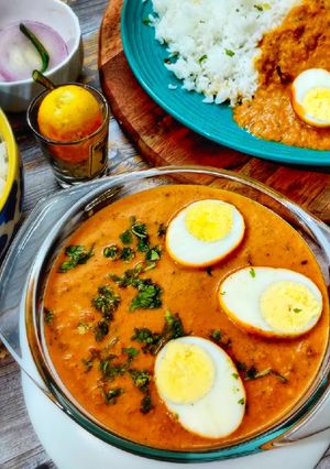 A picture of Egg Masala Curry.