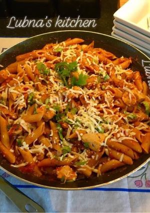 A picture of One Pot Chicken Arrabbiata:.