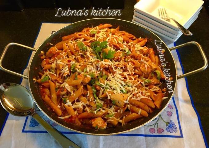 One Pot Chicken Arrabbiata: