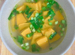 Hình của món Canh bí đỏ chay.