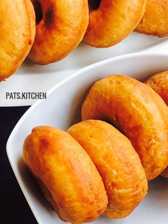 A picture of Soft Fluffy Doughnuts....