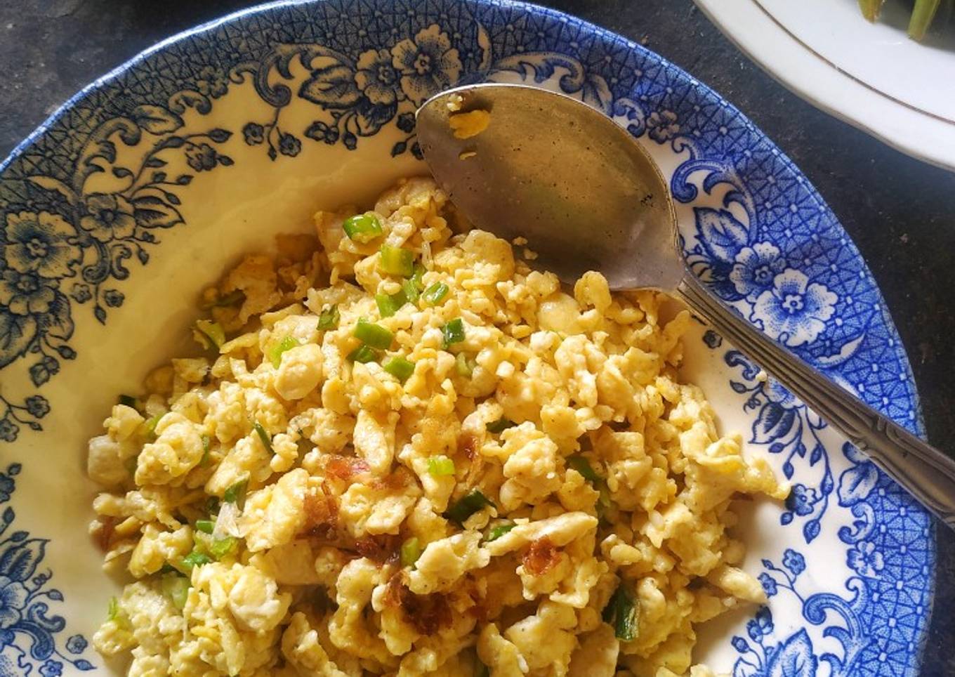 Tahu telur orak-arik