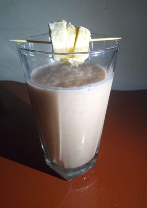 A picture of Banana ginger smoothie.