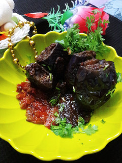 Baingan Achaari with tomato gravy रेसिपी मुख्य फोटो