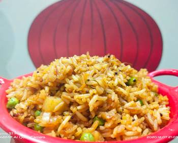 Unique Recipe Spicy fried rice with leftover rice Home Style