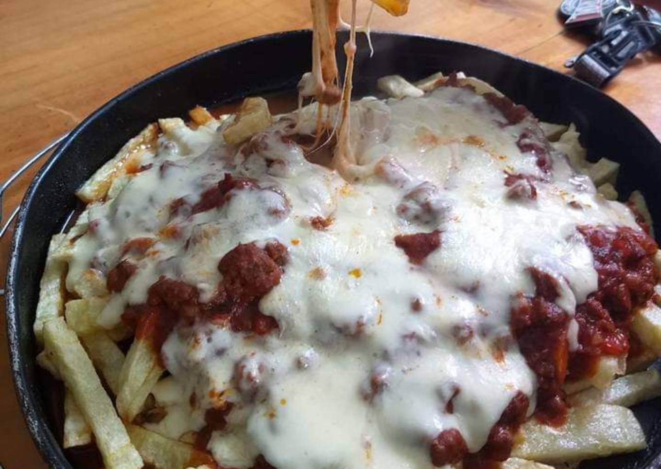 Papas fritas con bolognesa 🍟