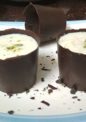 A picture of Payasam chocolate cups.