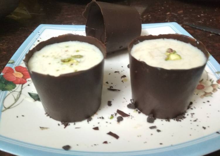 Step-by-Step Guide to Prepare Homemade Payasam chocolate cups
