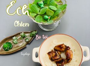 Hình của món Ếch chiên bơ tỏi.