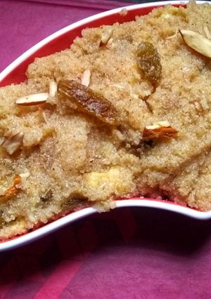 सूजी हलवा (Suji Halwa recipe in Hindi) रेसिपी मुख्य फोटो
