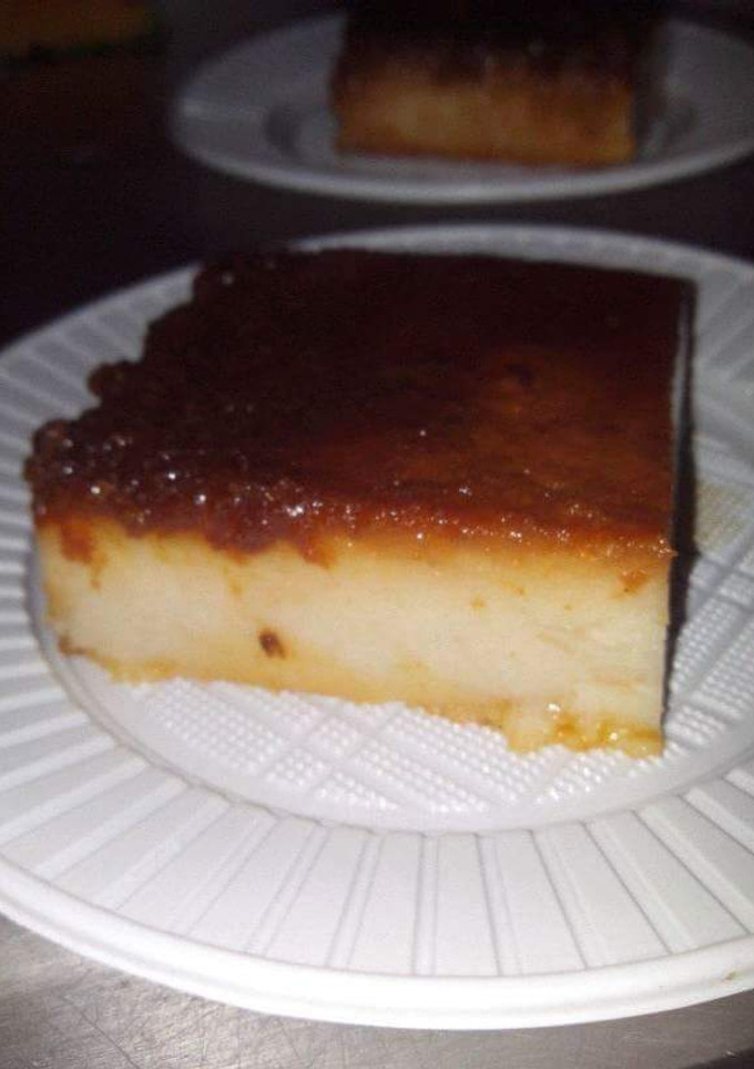 Una foto de Budín de pan #Postre🍮