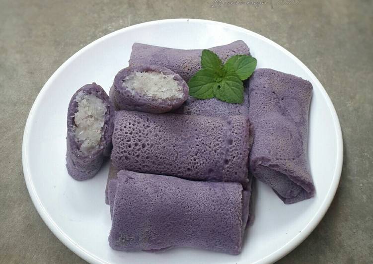 Resep Dadar gulung ubi ungu oleh Liha Ummu Maryam - Cookpad