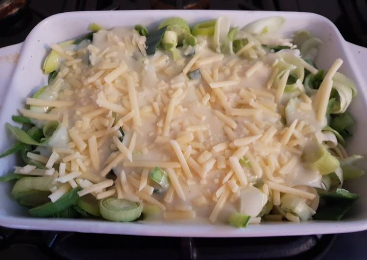 Recipe of Homemade Leek and Cauliflower Cheese