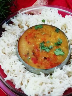 दाल चावल (Dal chawal recipe in hindi) रेसिपी मुख्य फोटो